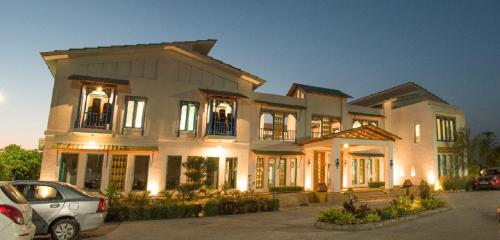 arch the baakhli resort