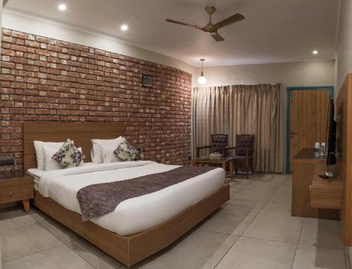 arch the baakhli resort