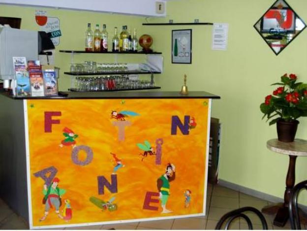 hotel la fontaine