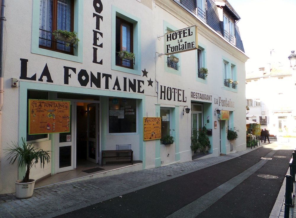 hotel la fontaine