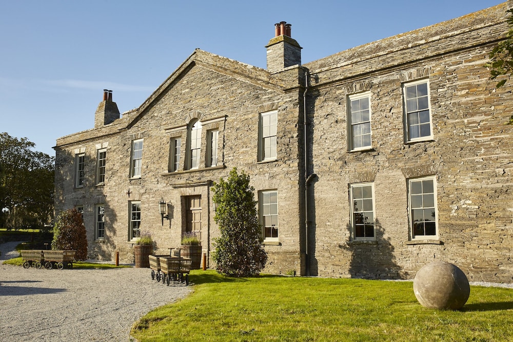 the pig at harlyn bay cornwall