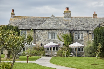 the pig at harlyn bay cornwall