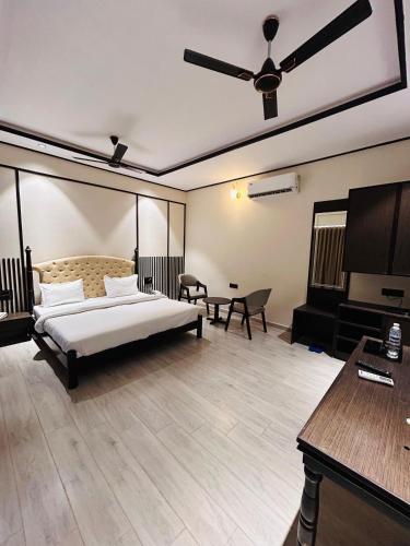 The Premier Gir Resort,,3 star