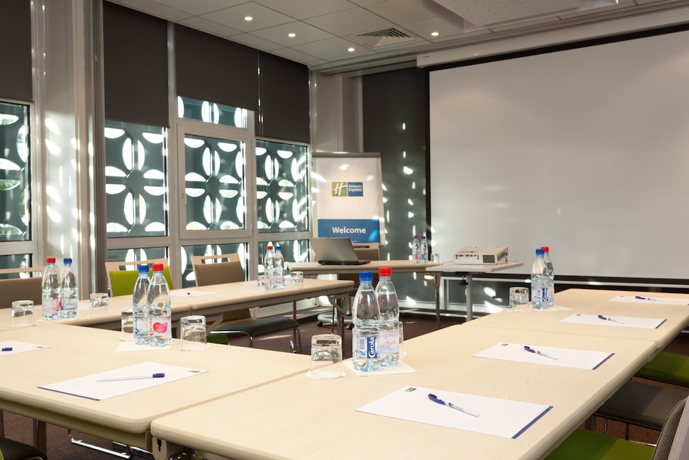 holiday inn express strasbourg sud by ihg