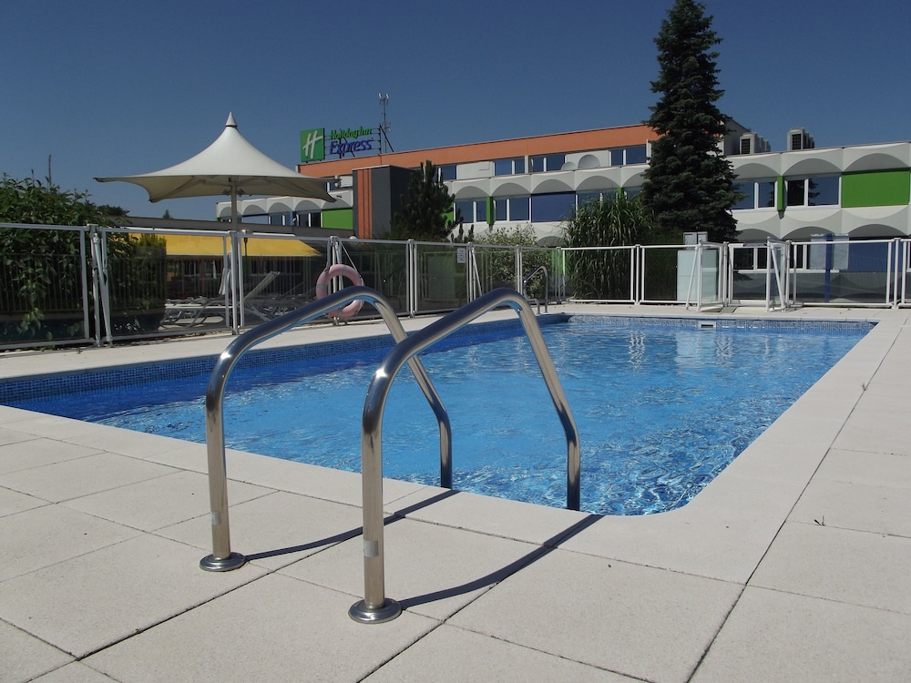 holiday inn express strasbourg sud by ihg