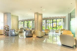 the q residence vientiane