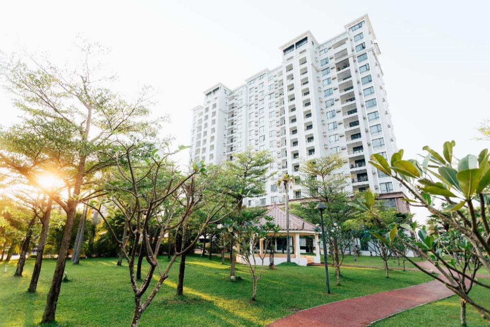 the q residence vientiane