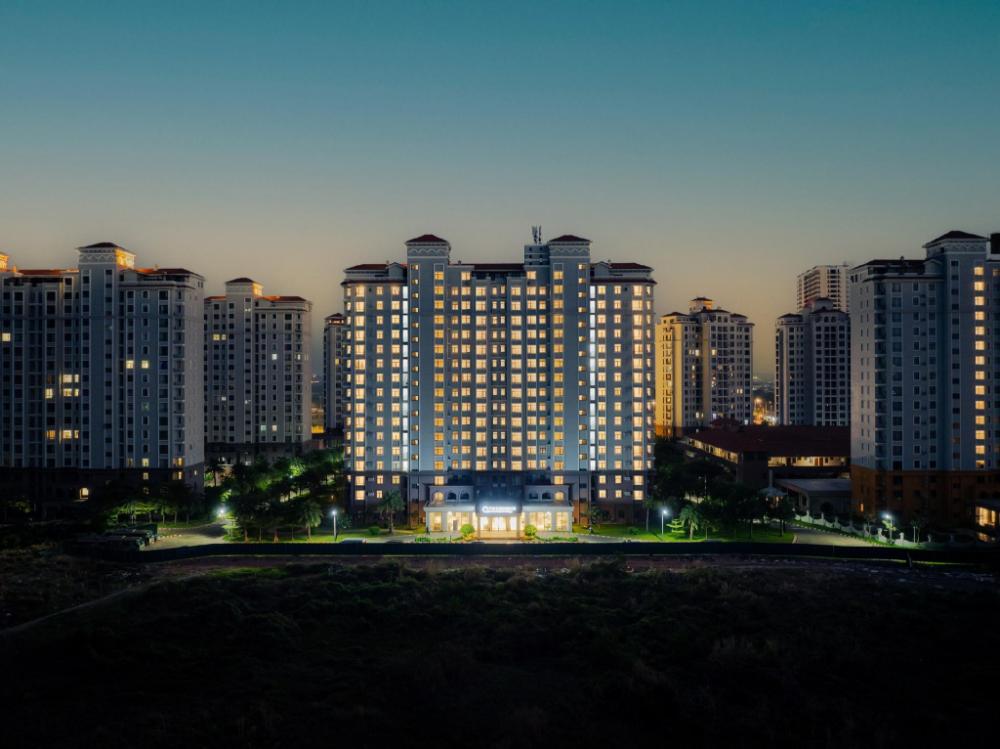 the q residence vientiane