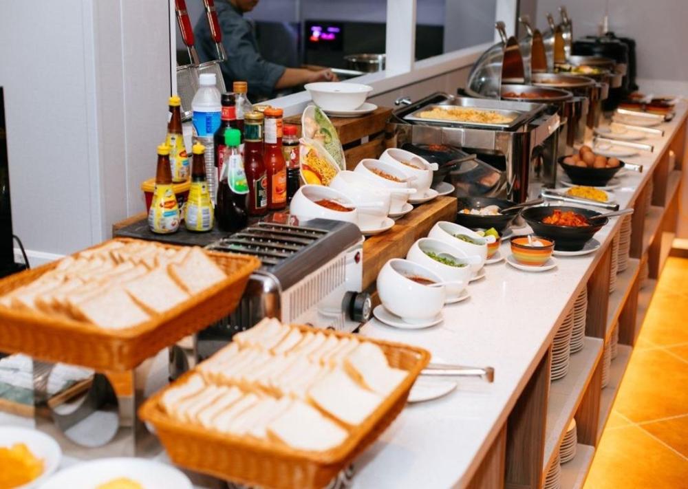 the q residence vientiane