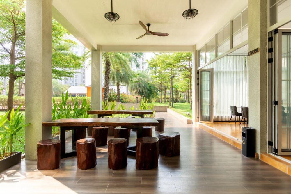 the q residence vientiane