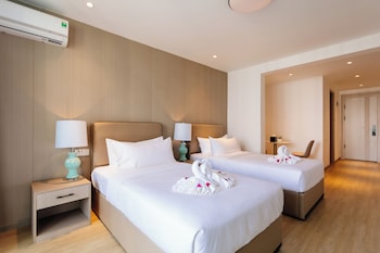 the q residence vientiane