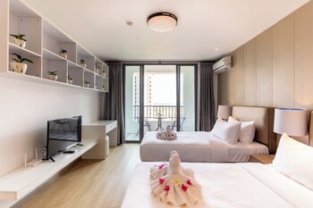the q residence vientiane