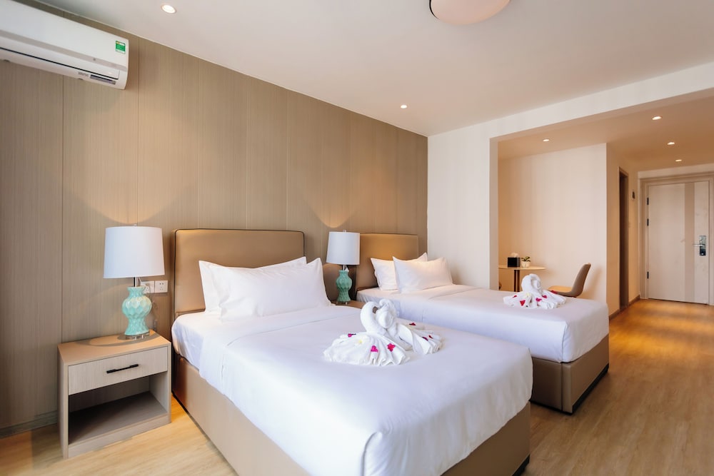 the q residence vientiane