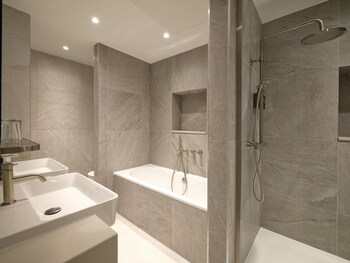 the resident edinburgh