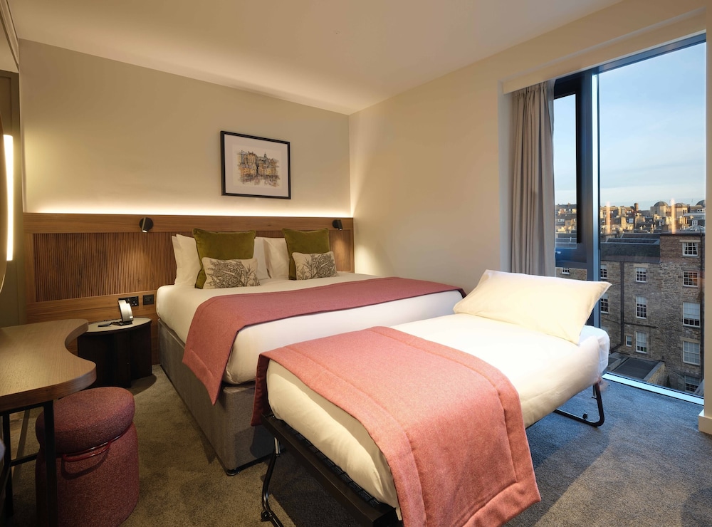 the resident edinburgh