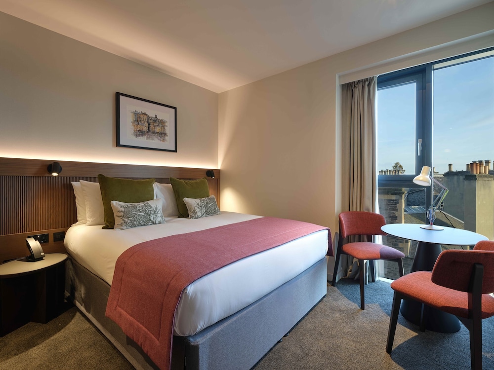 the resident edinburgh