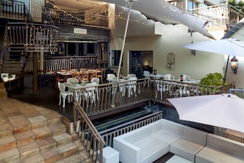 innjoy boutique hotel