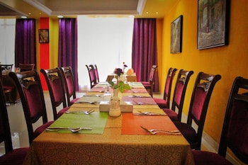 the royal garden hotel