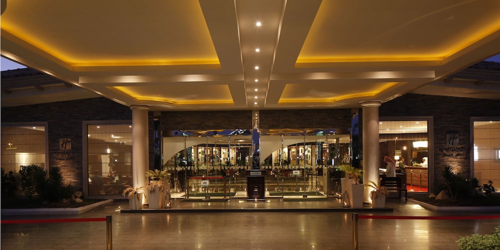 holiday inn al khobar corniche by ihg