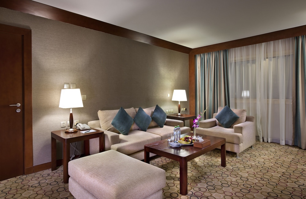 holiday inn al khobar corniche by ihg