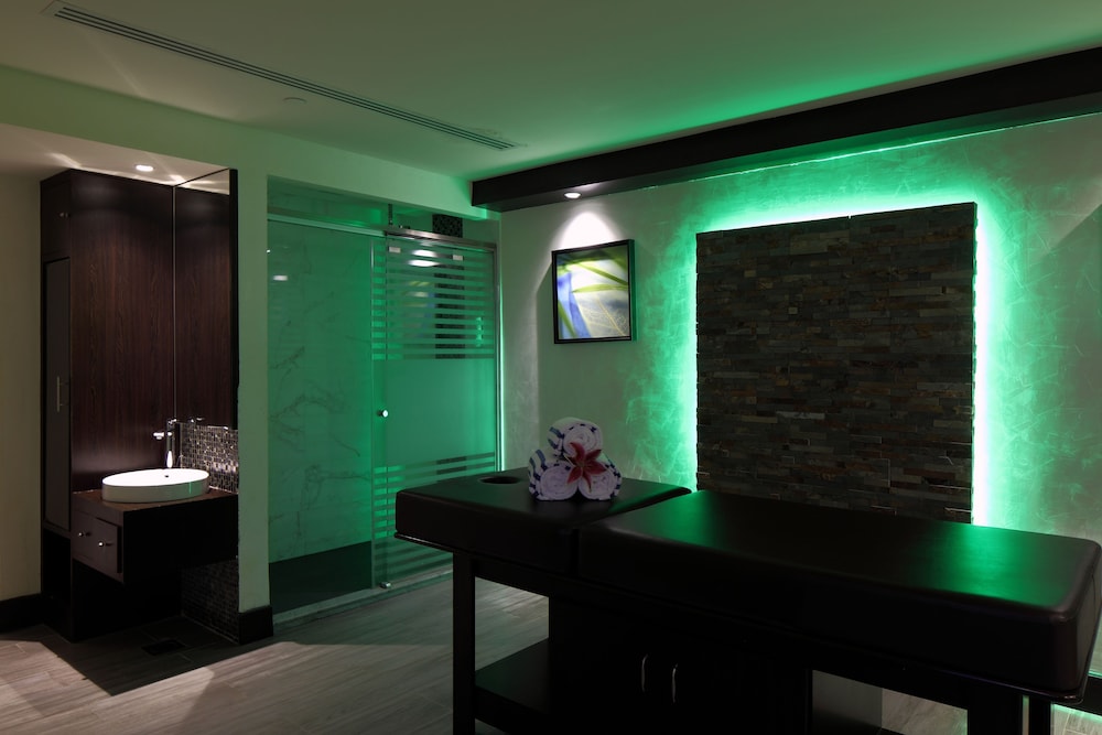 holiday inn al khobar corniche by ihg