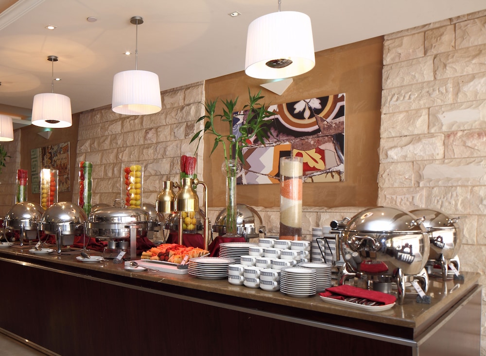 holiday inn al khobar corniche by ihg