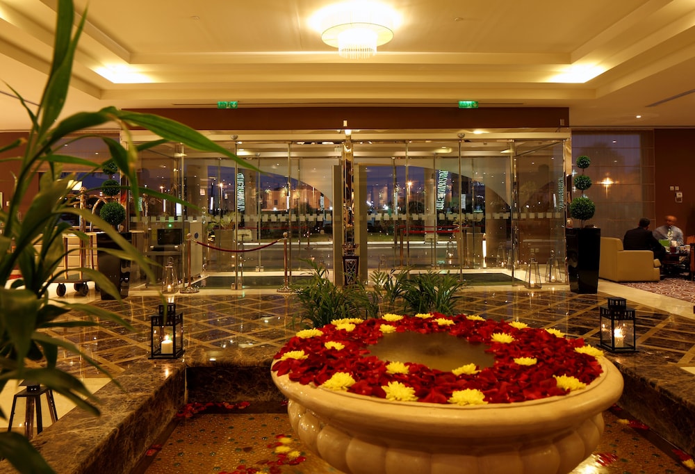 holiday inn al khobar corniche by ihg