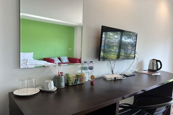 the season airport udonthani