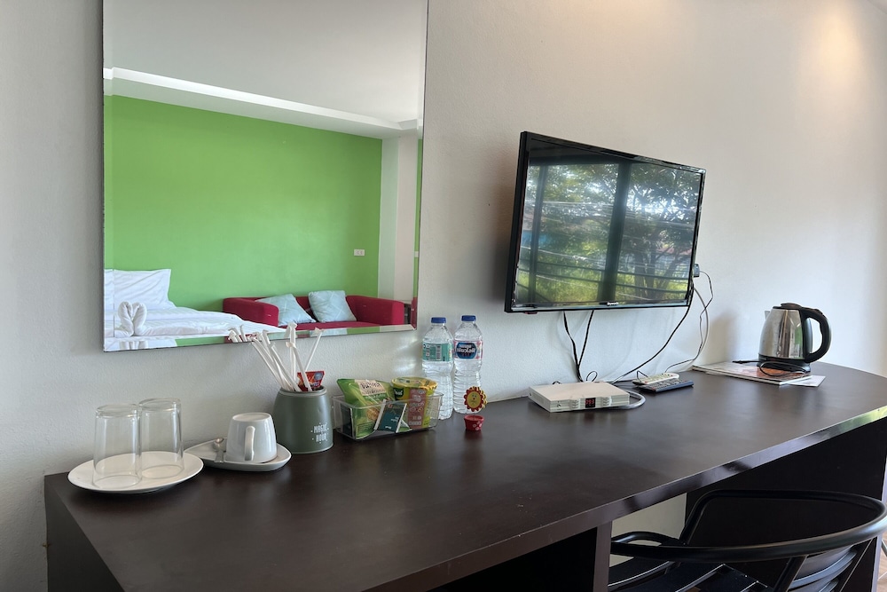 the season airport udonthani