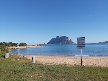hotel il faro di molara
