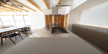 the view miurashiharumicho