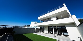 the view miurashiharumicho