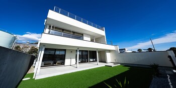 the view miurashiharumicho