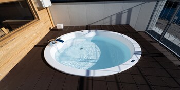 the view miurashiharumicho