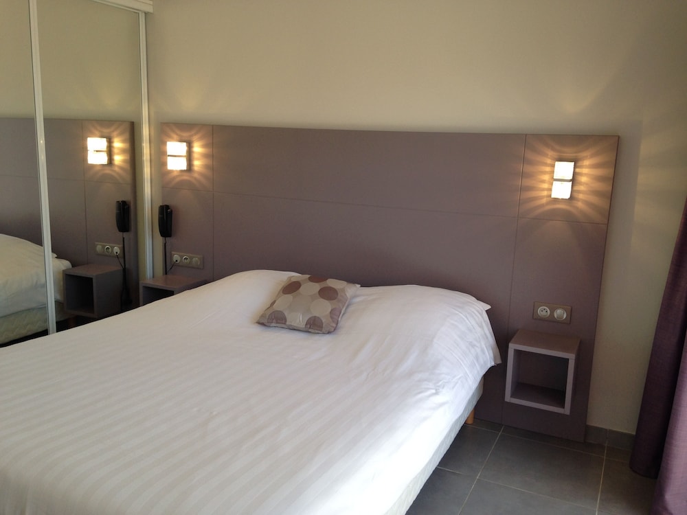 hotel le grand pavois