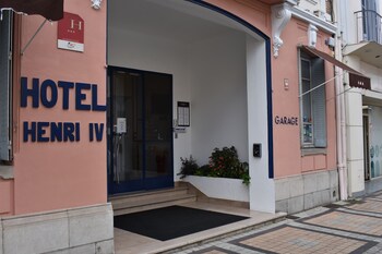 hotel henri iv