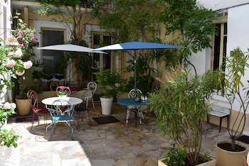 hotel henri iv