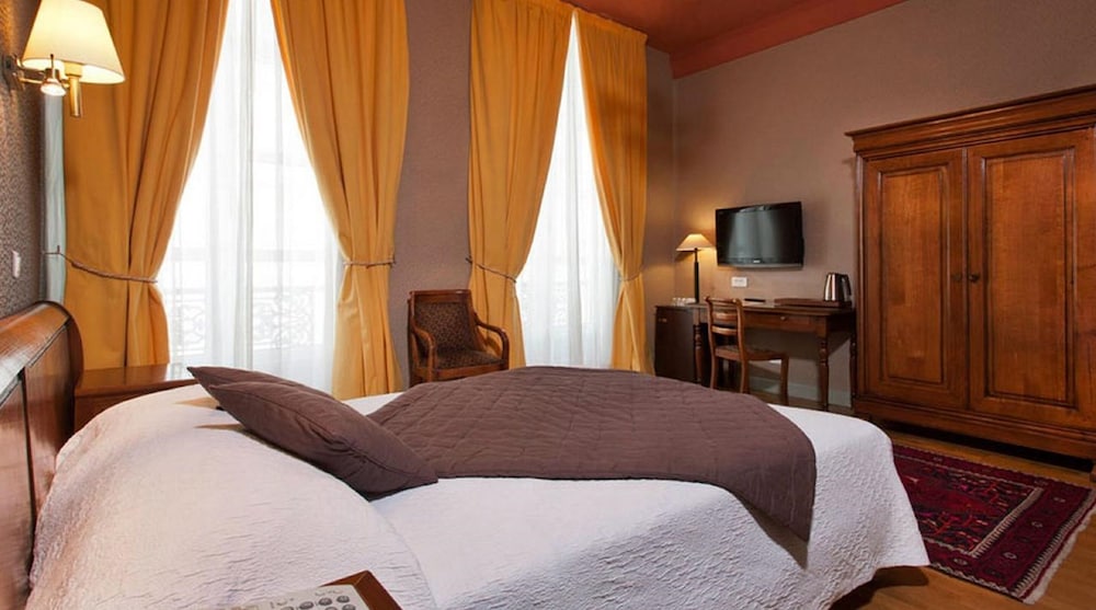 hotel du palais bourbon