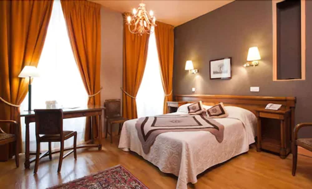 hotel du palais bourbon