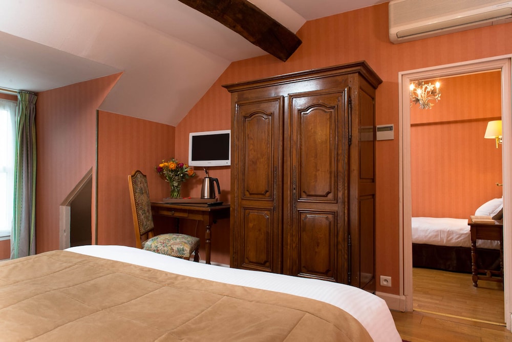 hotel du palais bourbon