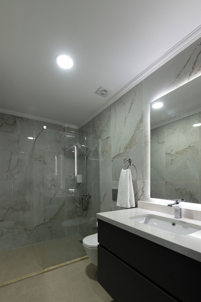 three points boutique hotel