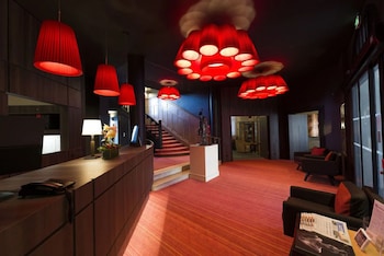 Hôtel Bristol,Near Aqualud,3 star