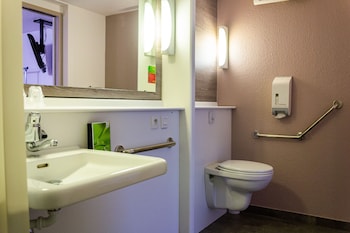 hotel initial by balladins la roche sur yon