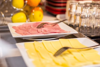 hotel initial by balladins la roche sur yon