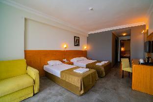 senza grand santana hotel