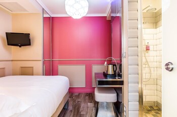 hotel district republique
