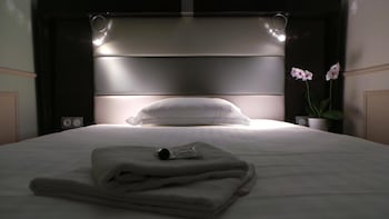 hotel district republique