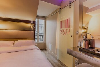 hotel district republique
