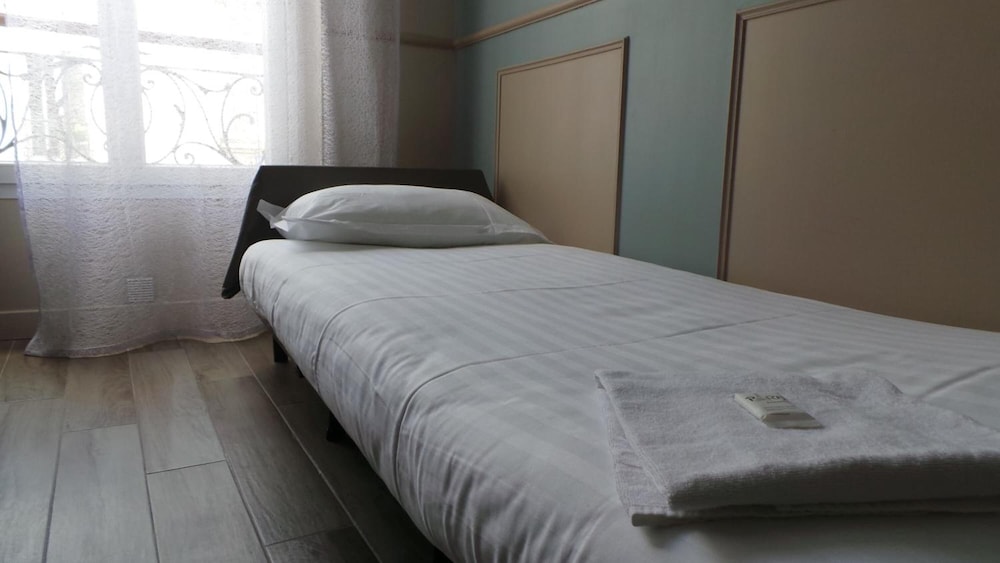 hotel district republique