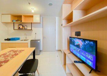 tidy and comfortable 2br tokyo riverside pik 2 apartment